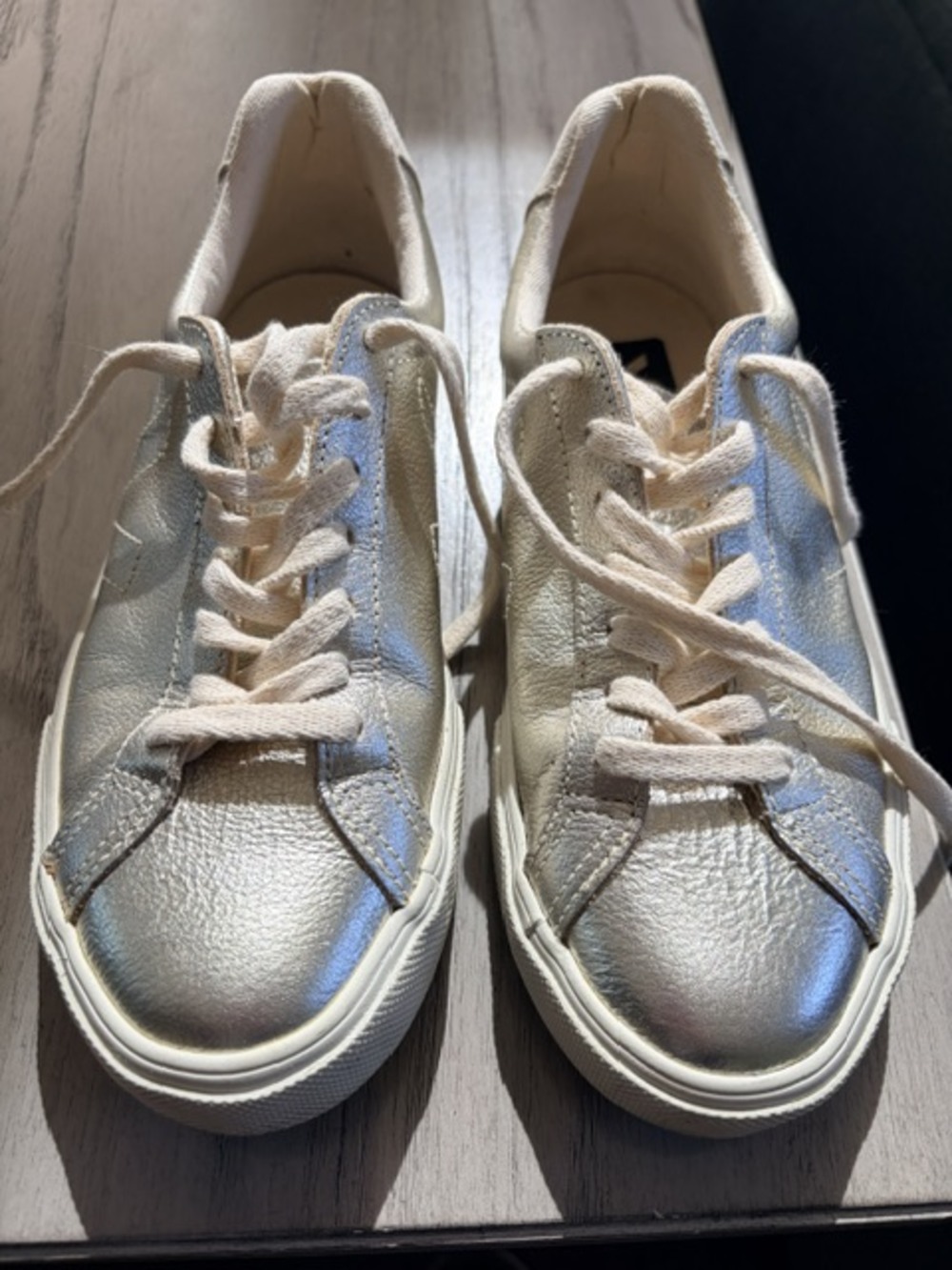 Veja Esplar Gold Metallic Tonal V Sneakers US6 EU37 - Picture 2 of 11